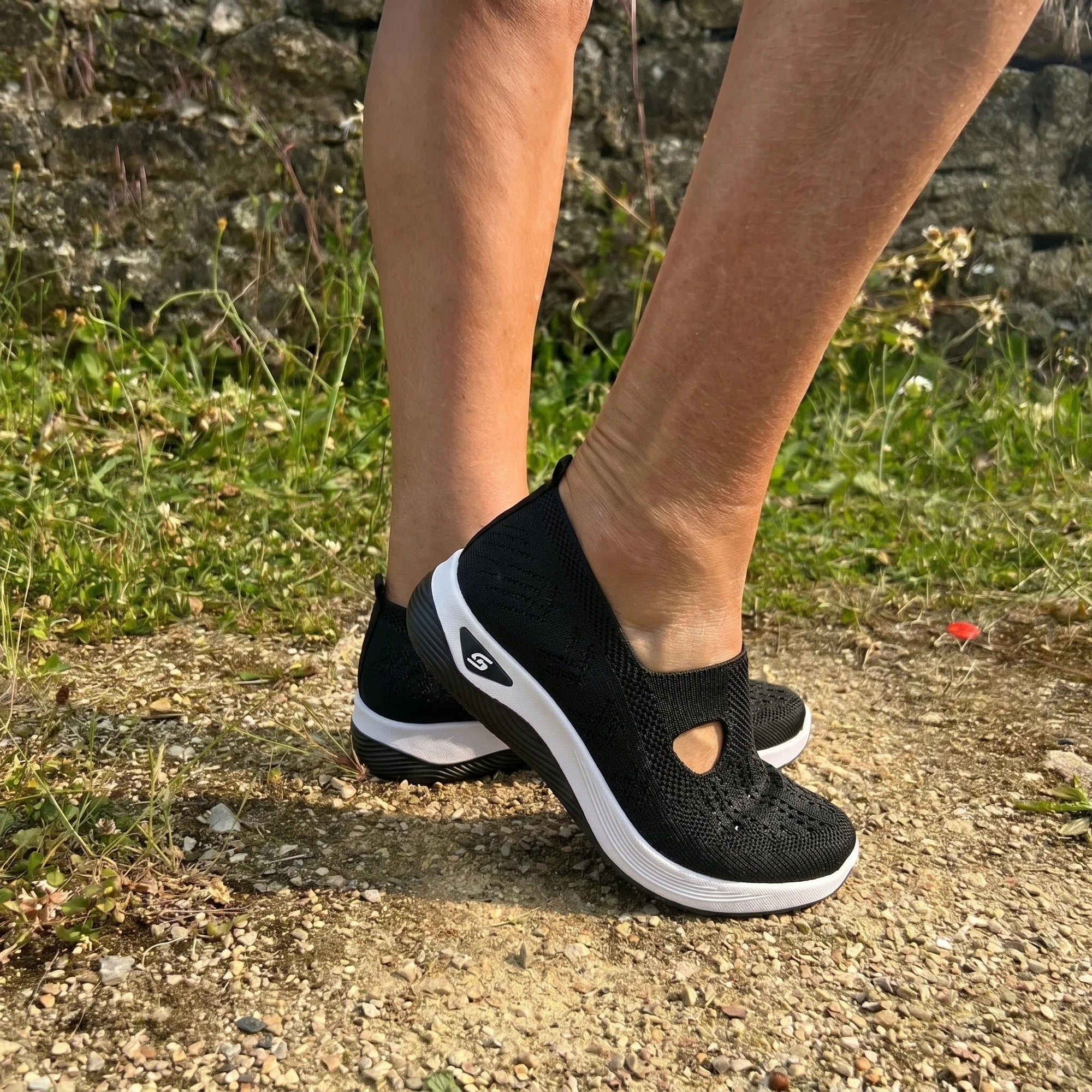 Basket Confortable et Légère Sans Lacets en Maille pour Femme - Emilia Lane