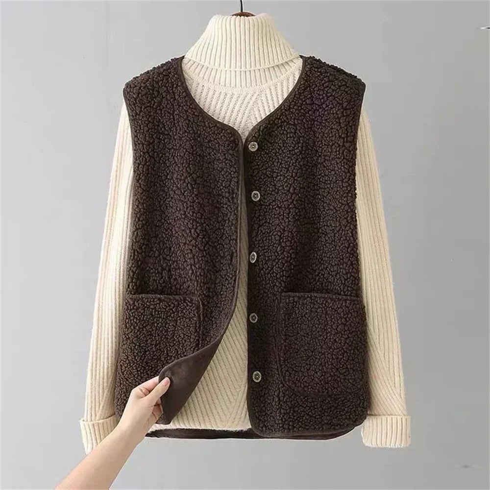 Gilet Sans Manches en Sherpa Effet Mouton pour Femme - Emilia Lane