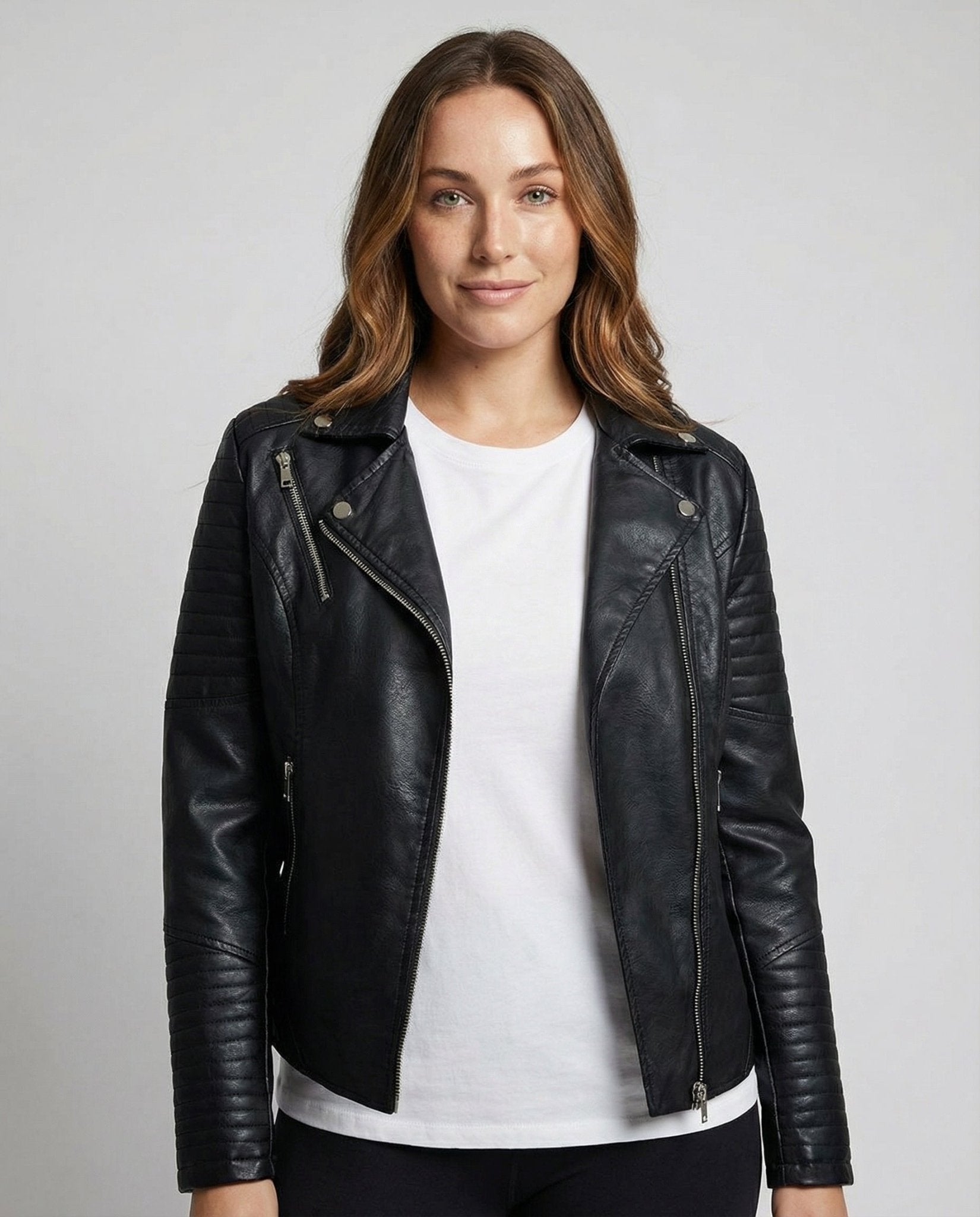 Veste Motard Perfecto Asymétrique en Simili Cuir pour Femme - Emilia Lane